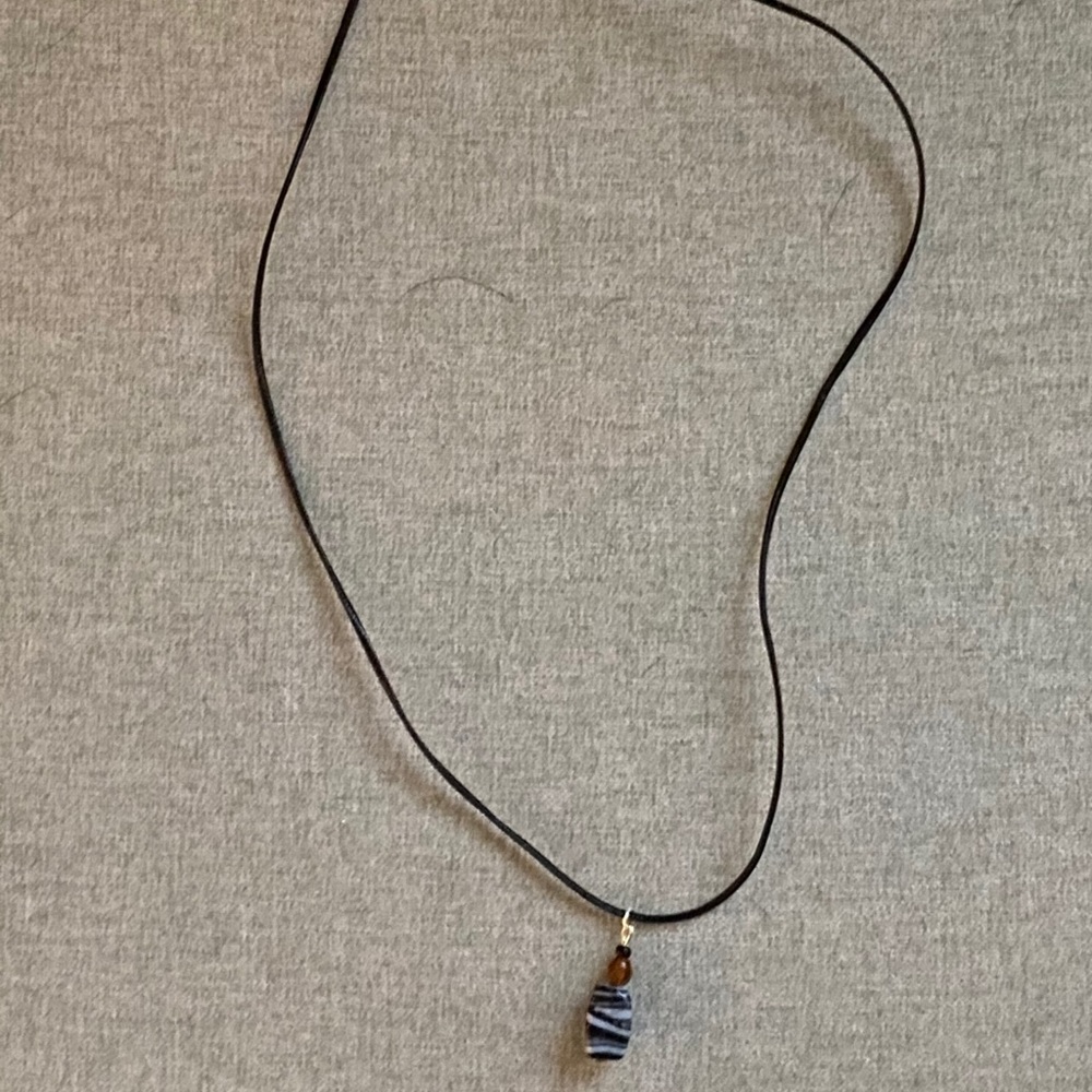 Necklace - Picture 3 of 3